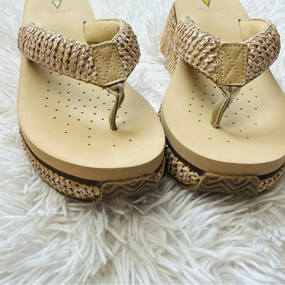 Volatile Tan Platform Shoes Comfortable Slip-On size 10